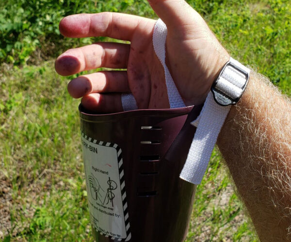 Quicker-Berry-Picker-main